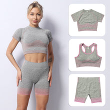 Three Piece Striped Seamless Fitness Outfit